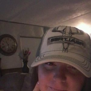 Meet your Posher, Brat